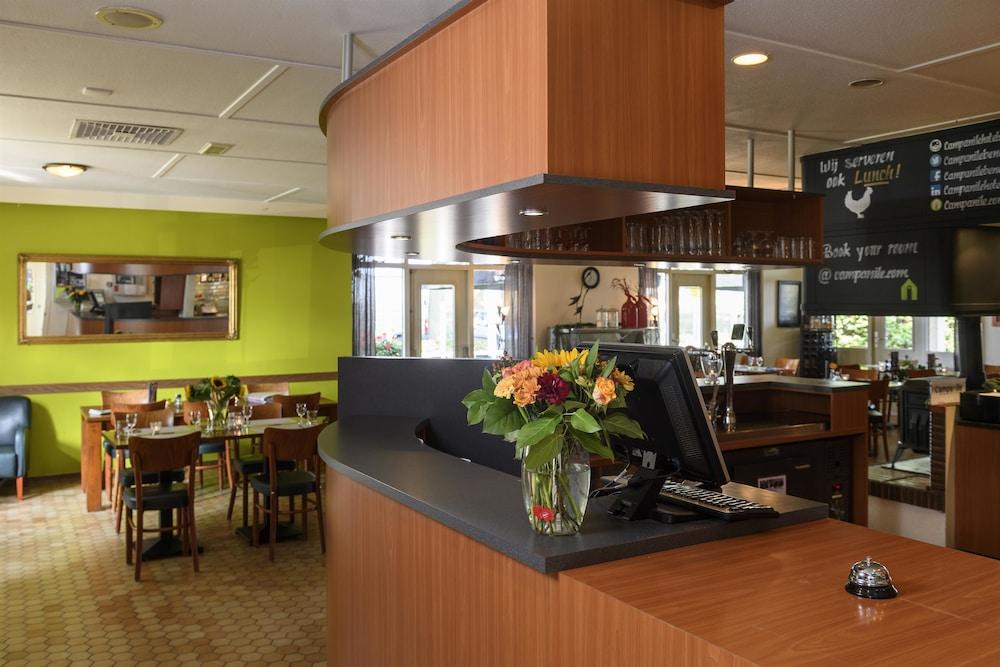 Campanile Hotel & Restaurant レーワールデン エクステリア 写真