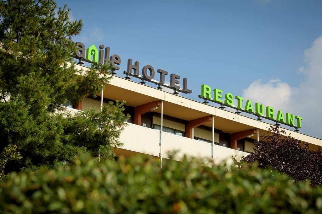 Campanile Hotel & Restaurant レーワールデン エクステリア 写真