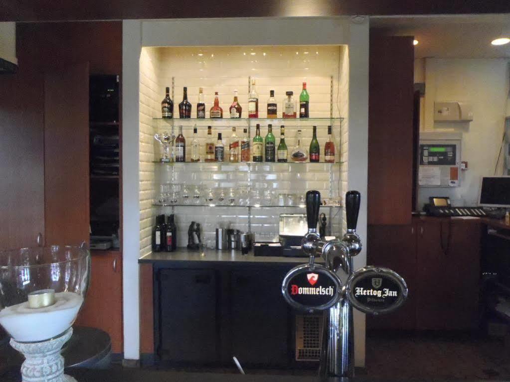 Campanile Hotel & Restaurant レーワールデン エクステリア 写真